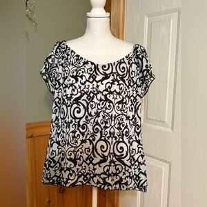Dressbarn Black and White Patterned Women's Top size 1X